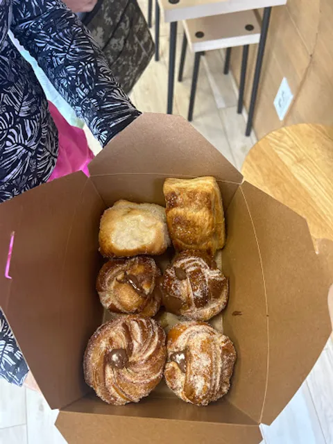 Orinocos Cafe & Bakery