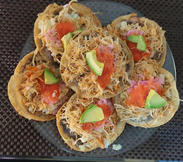 El Portón Panuchos Yucatecos