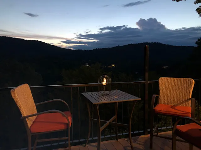 Shelburne Falls Pub at the Sweetheart