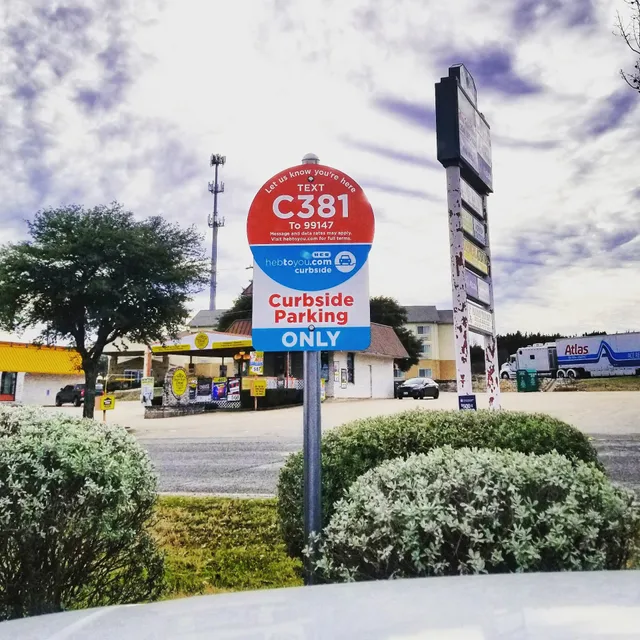 H-E-B Curbside Pickup & Grocery Delivery