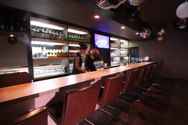 JERRY 上諏訪本店