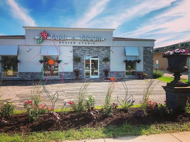 Buds 'n Bloom Design Studio, llc