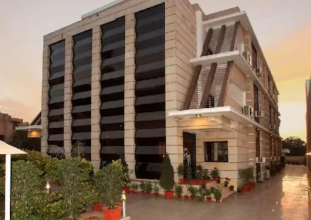 Five Elements Hotels - Gurugram (The Claire)