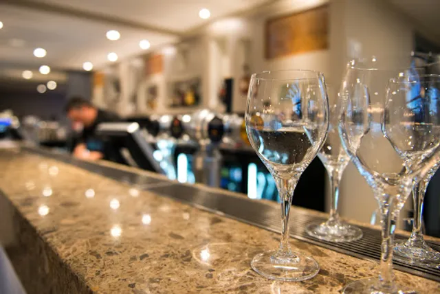 Beltana Hotel - Bar, Dining & Accommodation