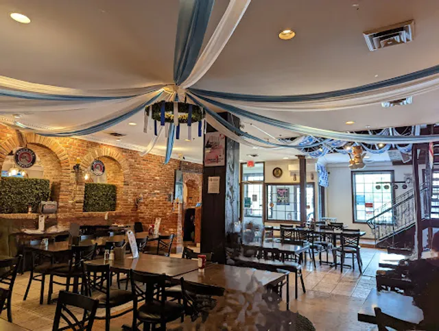 Alexandria Bier Garden