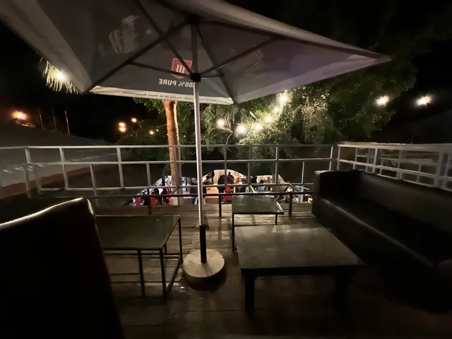 Chicago's Bar & Restaurant