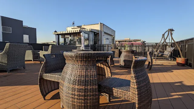 KITACOS Cafe & Garden