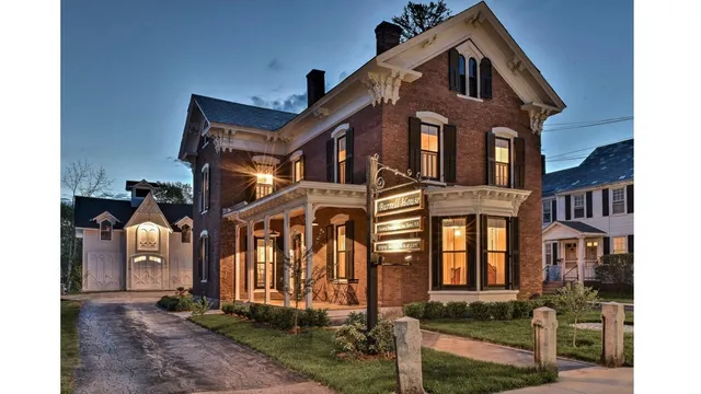 The Burrell House - boutique hotel