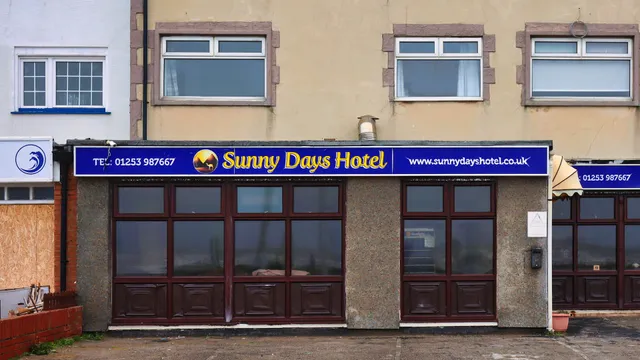 Sunny Days Hotel