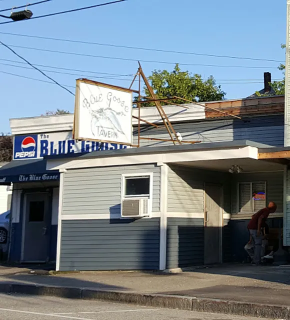 Blue Goose Tavern