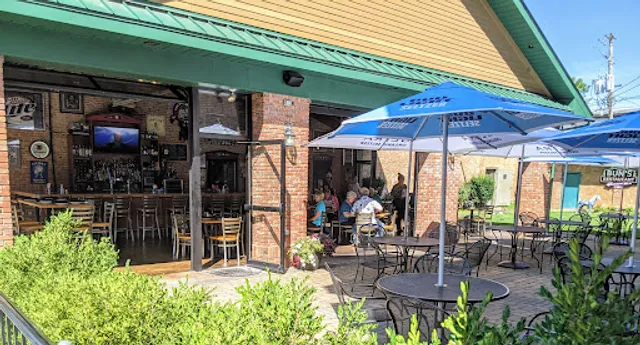 Bun's Restaurant and Bar