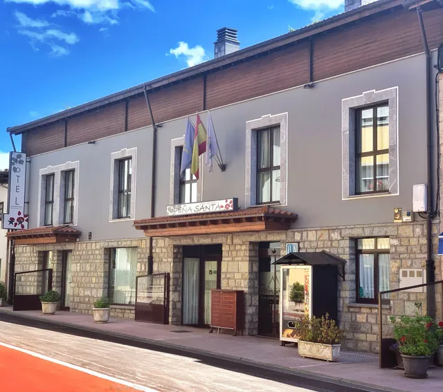 Hotel Peña Santa