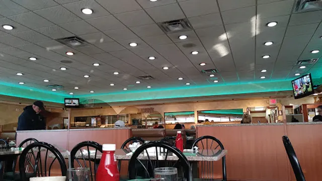 Leon's Family Dining