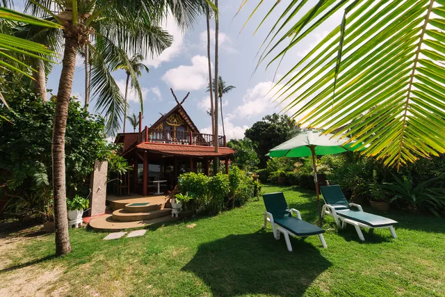 Green Coconut Village