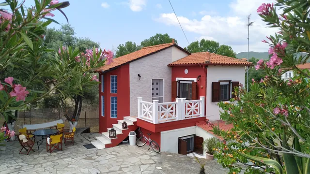 Vanna's Holiday House