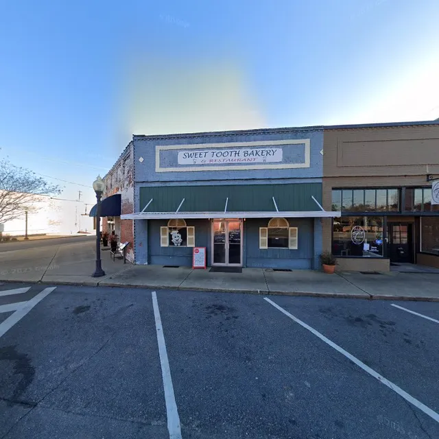 Sweet Tooth Bakery & Deli