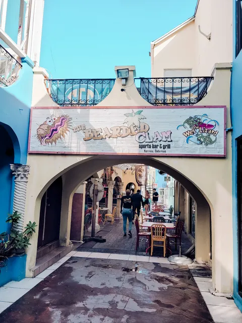 The Bearded Clam Sports Bar & Restaurant