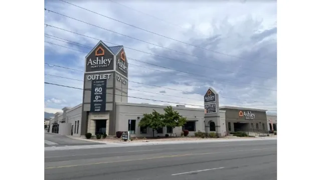 Ashley Store