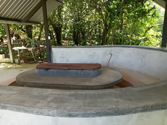 Zona Camping Cascada de Latas