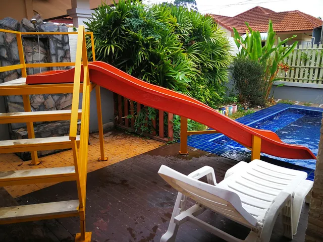 Baan Koonsuk Pool Villa