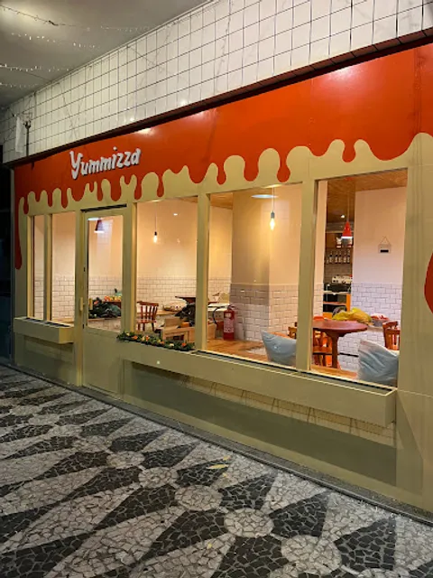 Yummizza (Esfiha Síria)