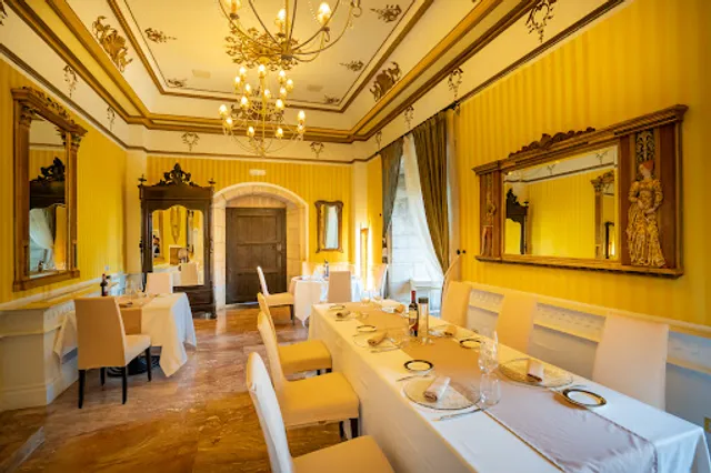 Iniro Restaurant by Palacio de Soñanes