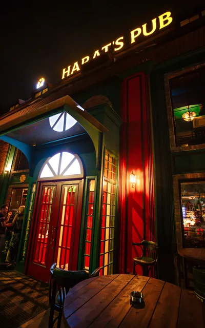 HARAT'S Republic, pub