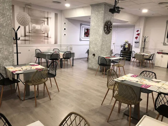 Restaurante/ Tapería La Pausa