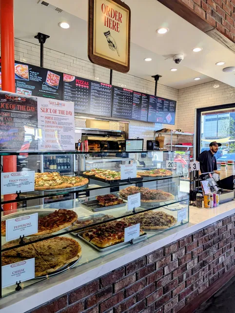 Fountain Valley Plaza