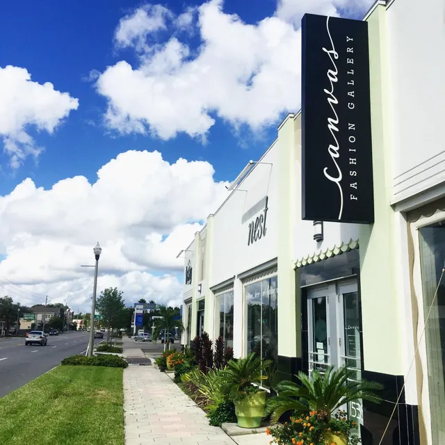 Canvas Fashion Gallery