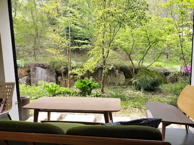 cafe&gallery cabane(カバノ)／restaurant digue(ディグ)／kro terrier(クロテリエ)