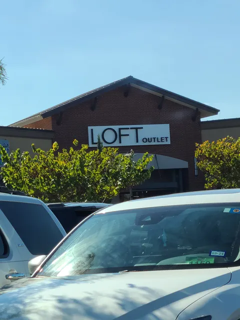 LOFT Outlet