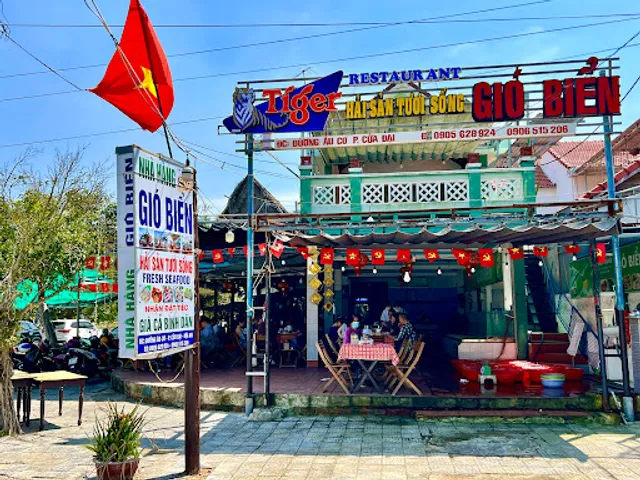 Nhà Hàng Hải Sản Gió Biển, Cửa Đại, Hội An