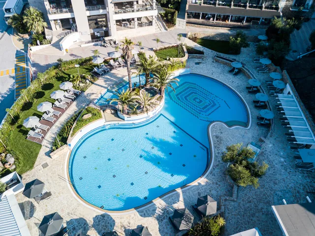 Lagomandra Hotel & SPA