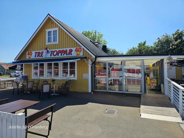 Tre Toppar - Glasskafé i Träslövsläge AB