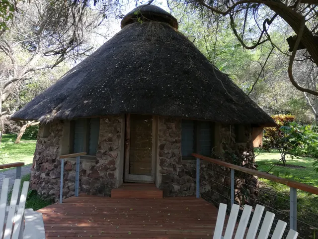 Kanyemba Lodge