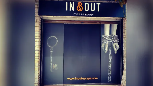 In & Out escape room