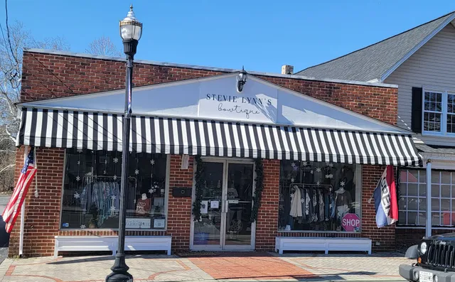 Stevie Lynn's Bowtique