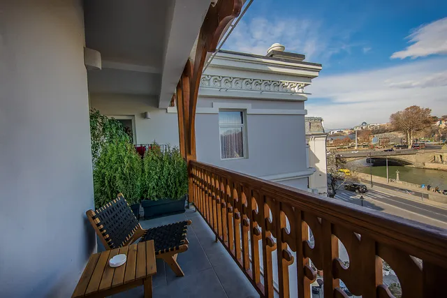 King Gorgasali Hotel