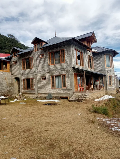 Colors of Himalaya - Garg Woods Villa(LogHouse)
