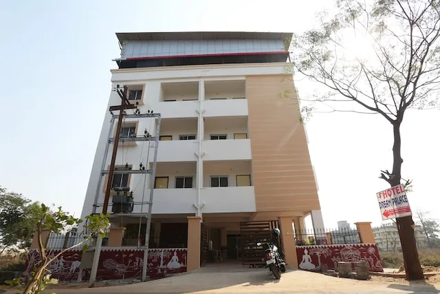 OYO 22630 The Dream Palace