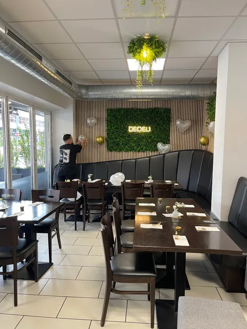 Dedeli Restaurant