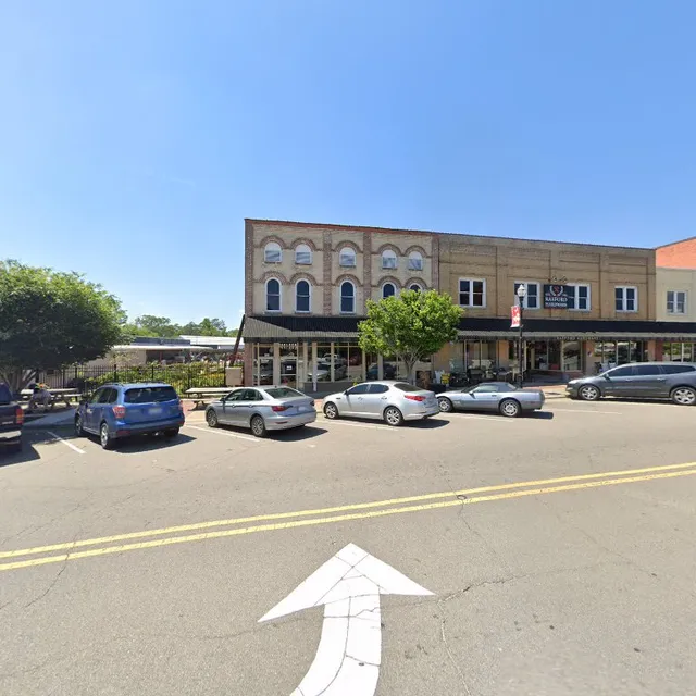 Luckie Juice - holistic + Apothecary