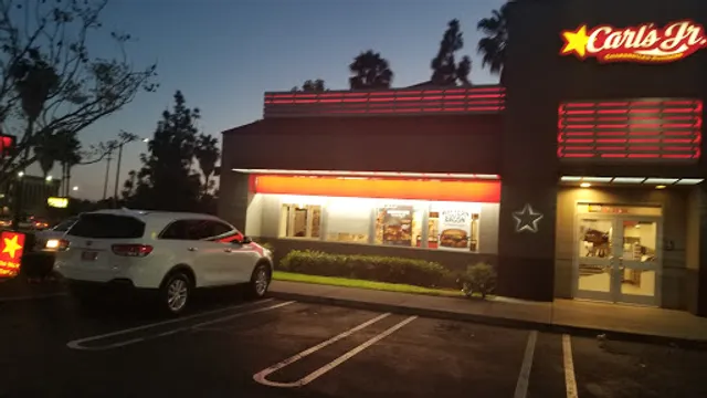 Carl’s Jr.