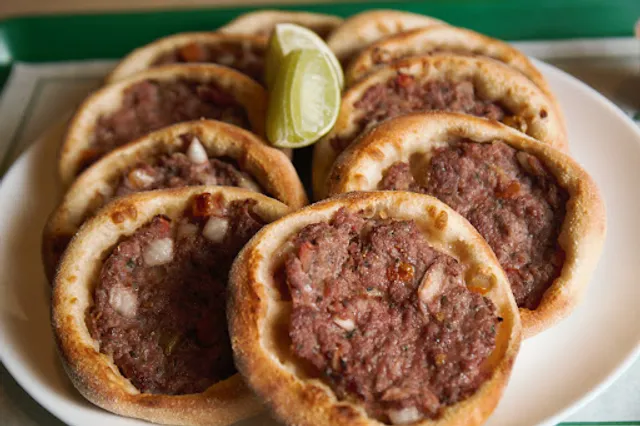 AlMaza Cozinha Árabe e Esfihas