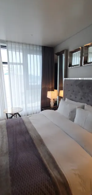 Best Louis Hamilton Hotel