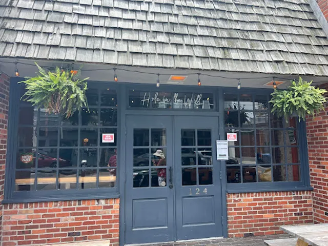 Fox's Hole in the Wall