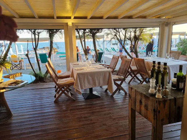 Bagno Ristorante La Vela