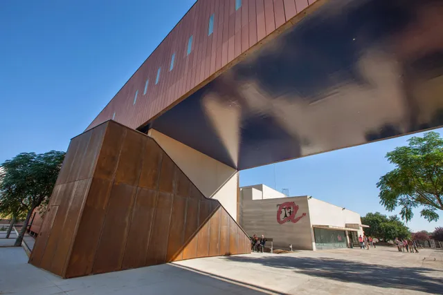 Universitat Rovira i Virgili (Facultat de Turisme i Geografia)