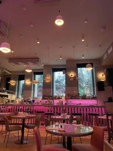 Happy End Bar & Kitchen